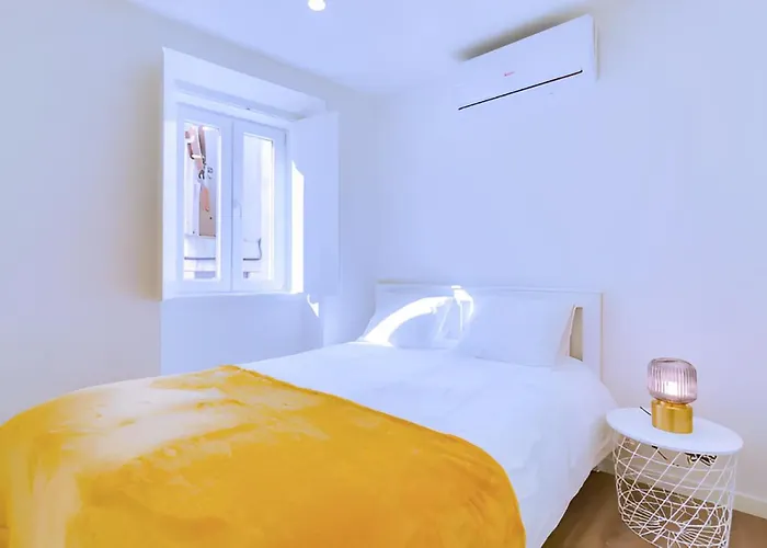 Graceful 1 Bedroom Apartment - G201
